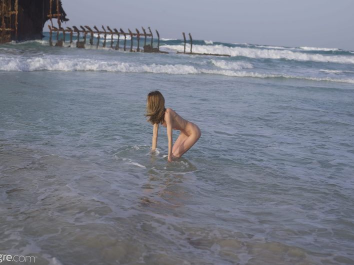 Proserpina in Atlantic Ocean. Thumbnail 34