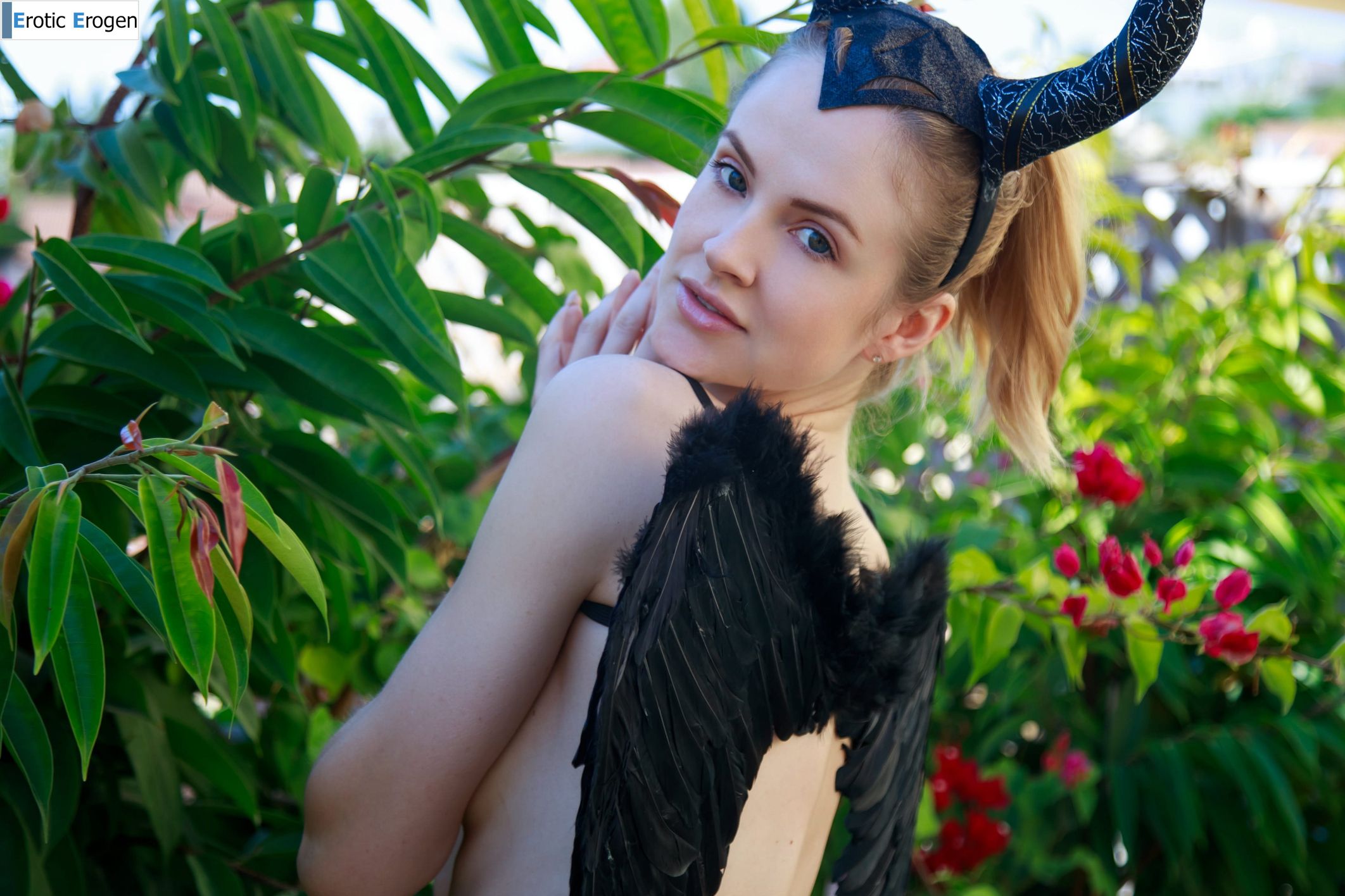 Alice May in Aliceficenta. Слайд 7