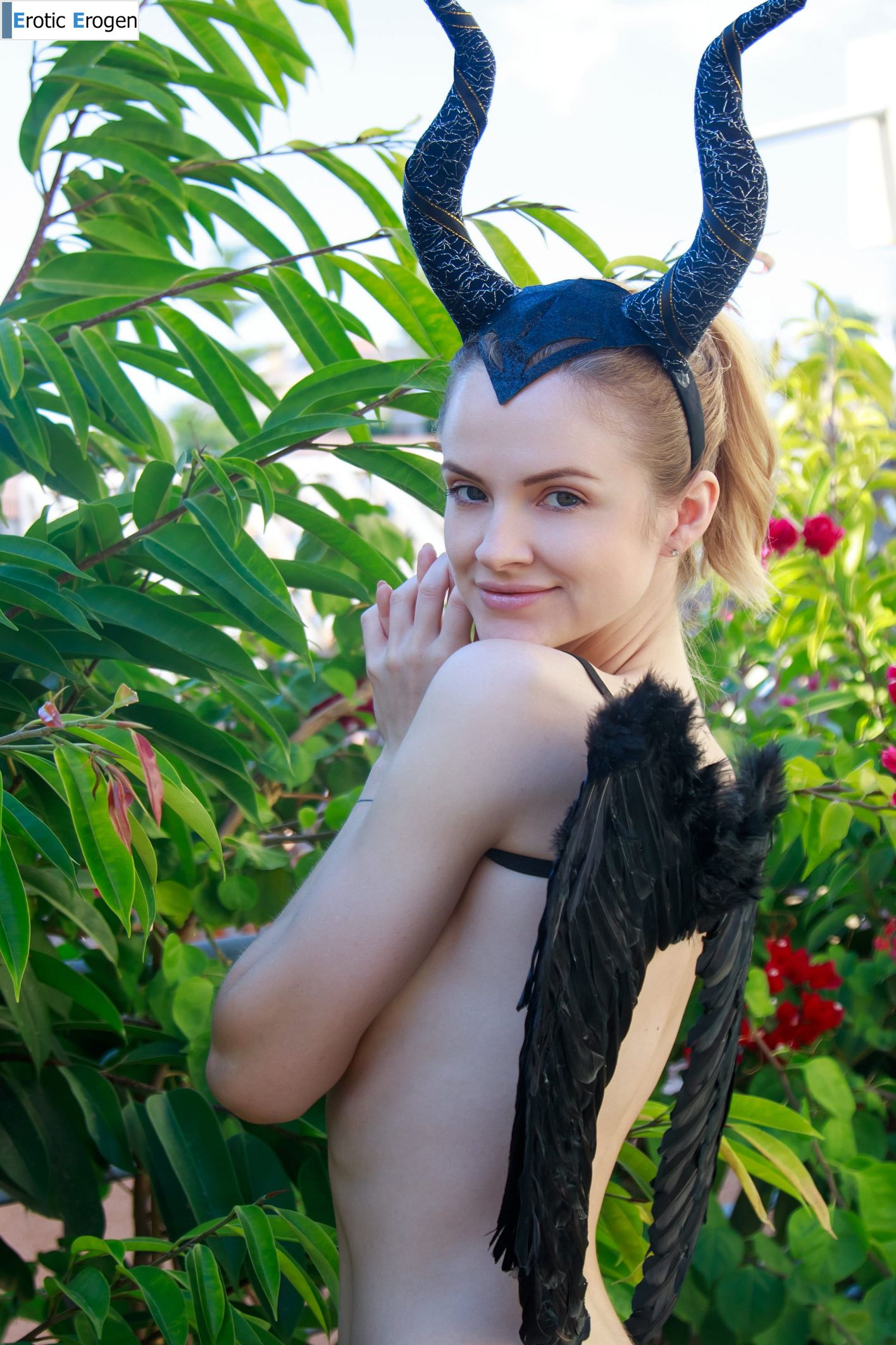 Alice May in Aliceficenta. Слайд 8