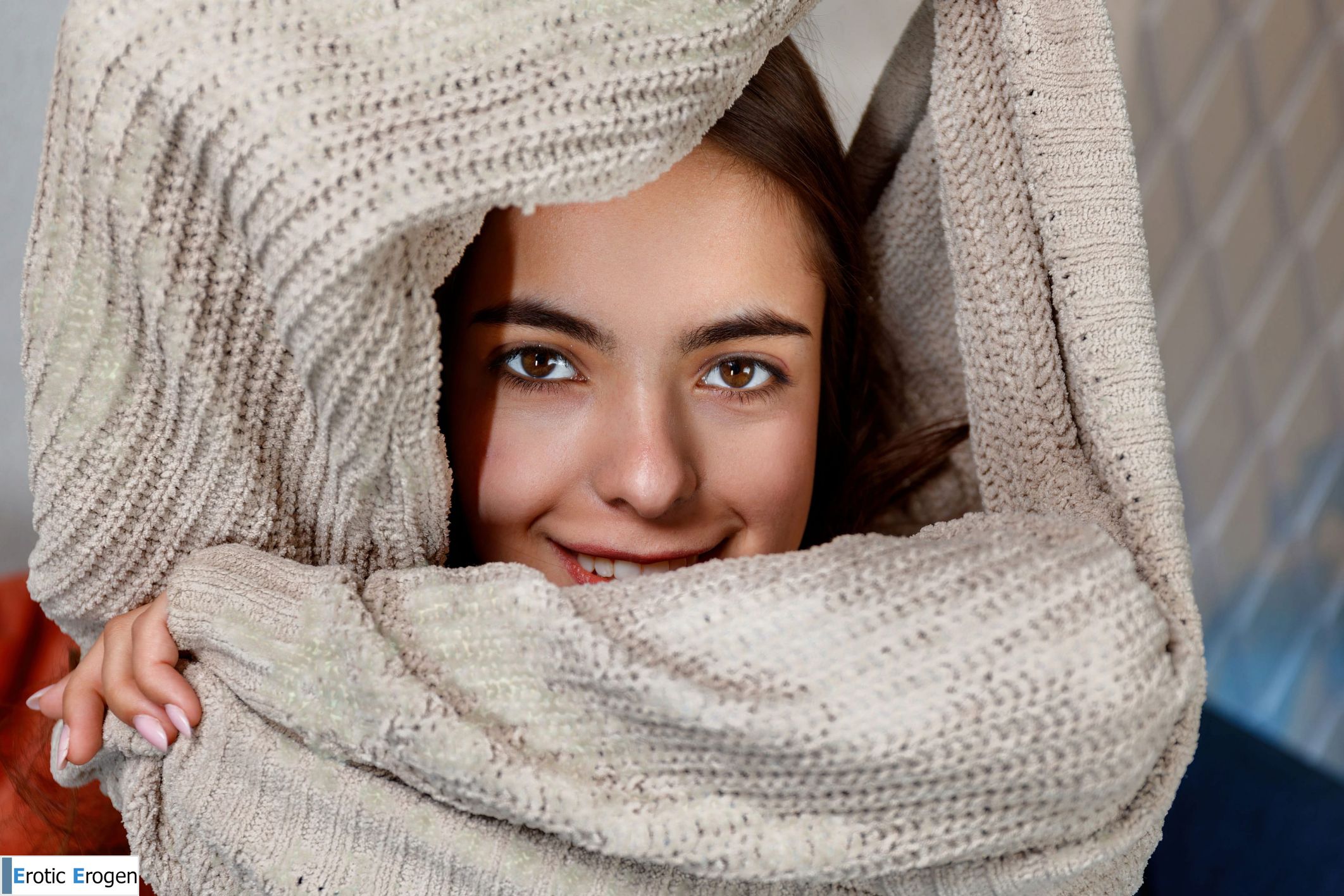 Neesa in Out Of The Cold. Фото 11