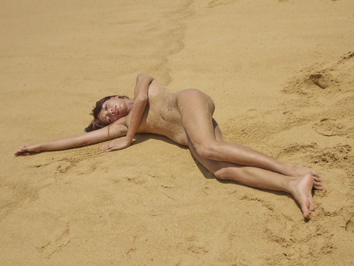 Jessa in Sandy Pussy. Thumbnail 22