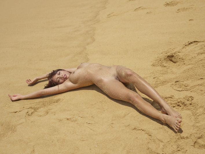 Jessa in Sandy Pussy. Thumbnail 23