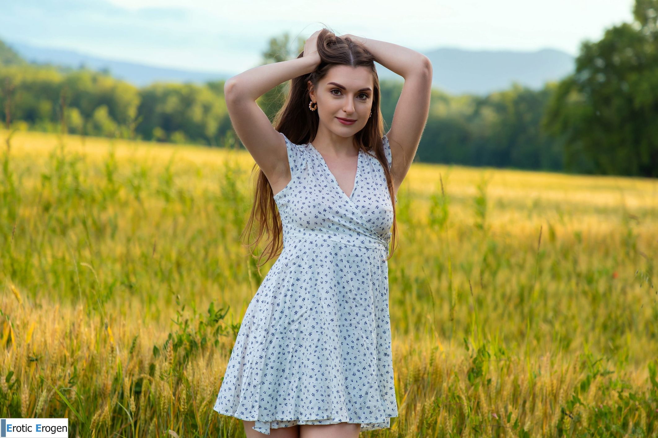 Julia K in In The Field. Picture 1