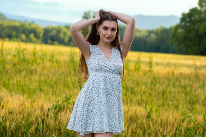 Julia K in In The Field. Thumbnail 1