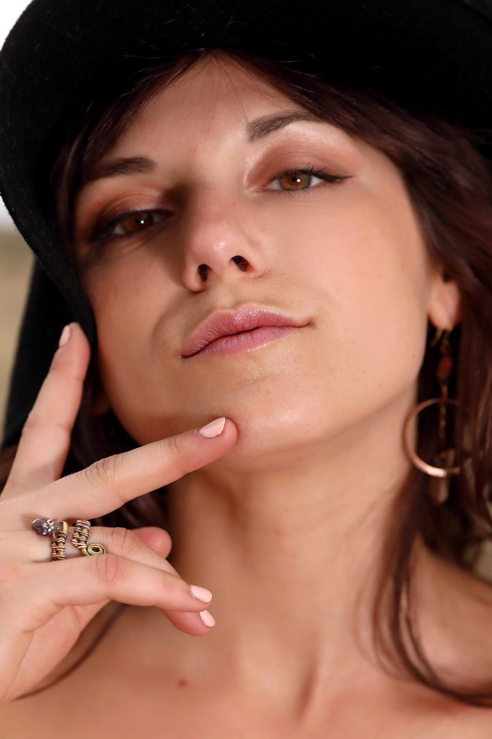 Elena Generi in Shoot Day Montage. Thumbnail 40