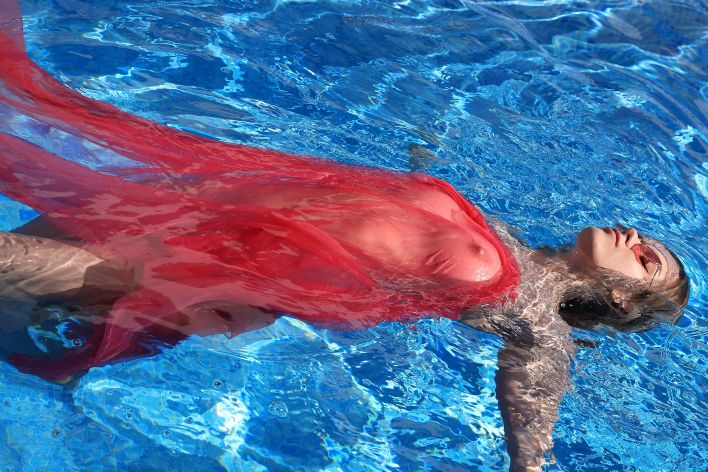 Lana Lane in Hot Spell 2. Thumbnail 9