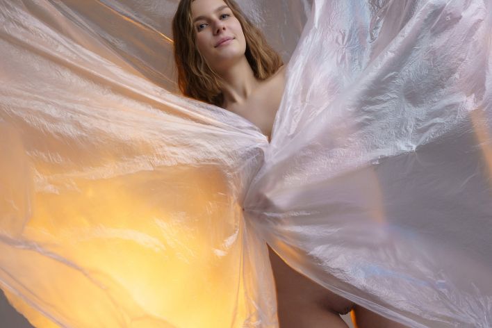 Lana Broks in Lafania Ii. Thumbnail 5