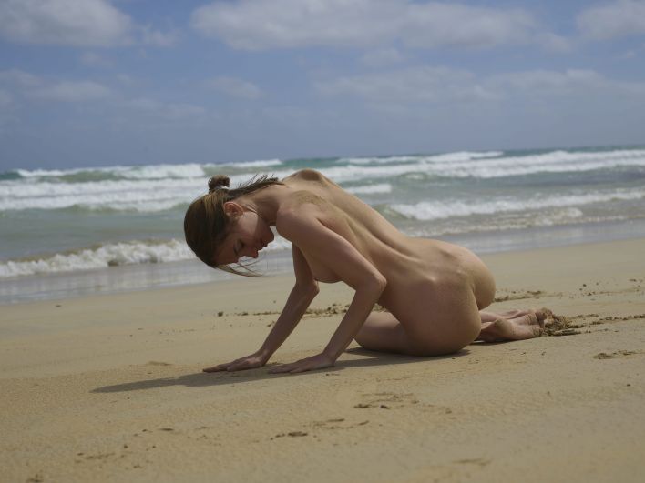 Proserpina in Beach Exhibitionist. Миниатюра 10