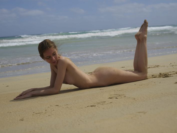 Proserpina in Beach Exhibitionist. Миниатюра 17