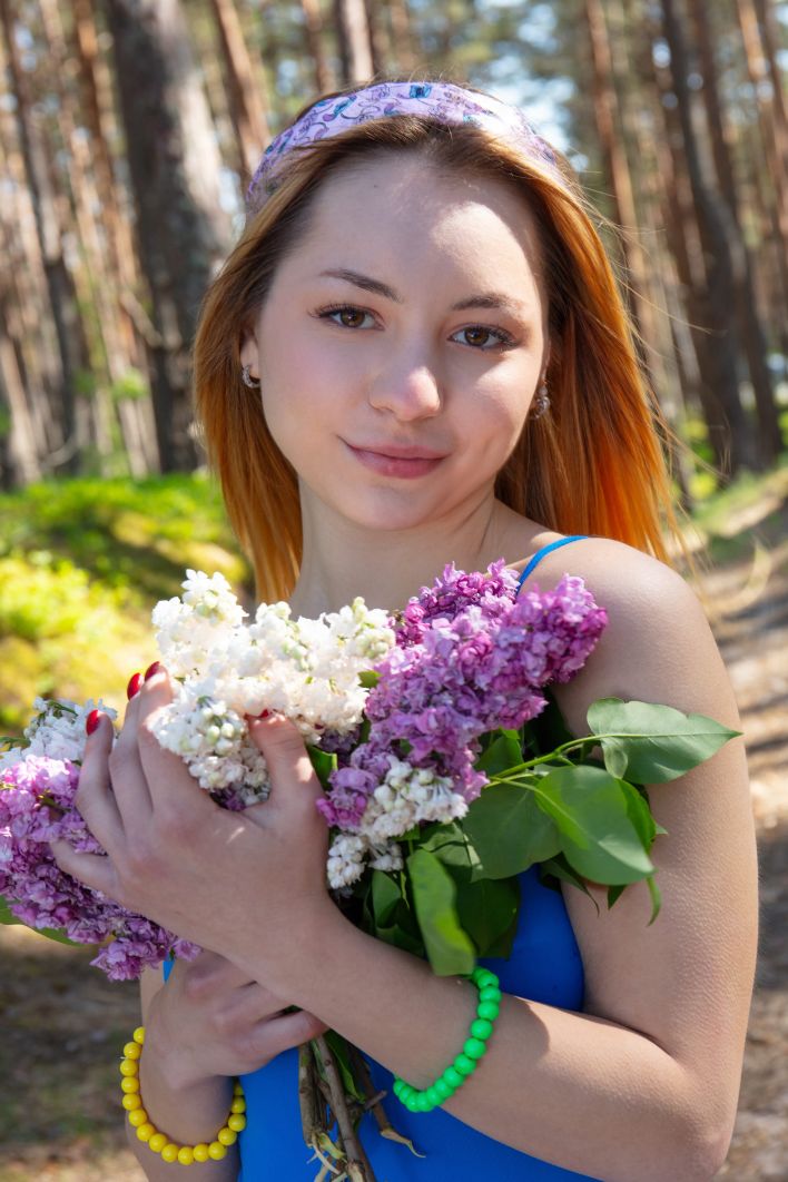 Aura in Pretiness. Thumbnail 1