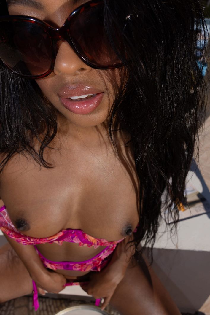 Sofi Vega in Sexy Afternoon. Thumbnail 19