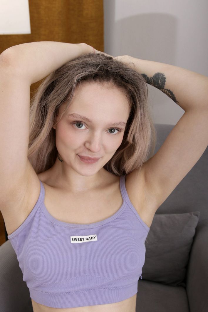 Lilit Liber in Cute And Tiny. Thumbnail 1
